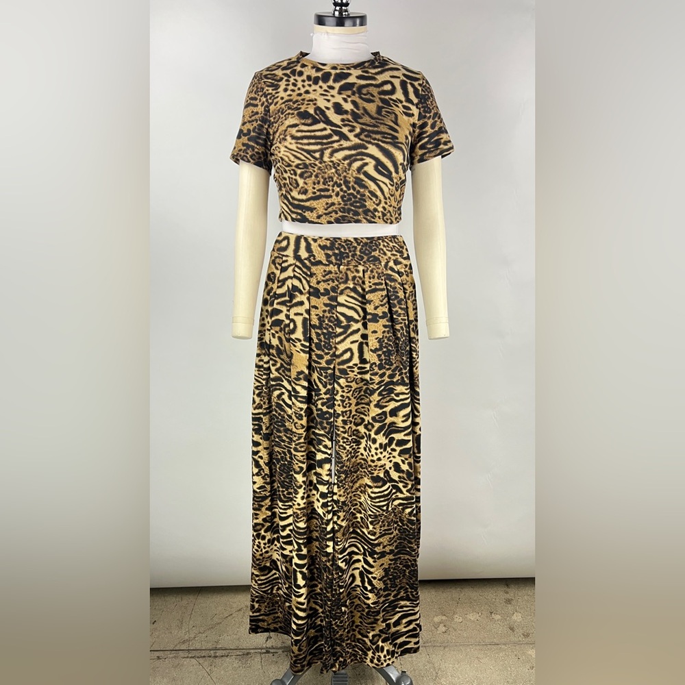431B. Soft Animal Print Pleated Pant and Top Set